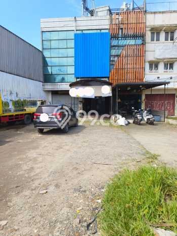 Ruko Dijual di Tangerang Selatan LT 201m2 & LB 216m2 Lokasi Terbaik! Ruko Dijual di Tangerang Selatan LT 201m2 & LB 216m2 Lokasi Terbaik!