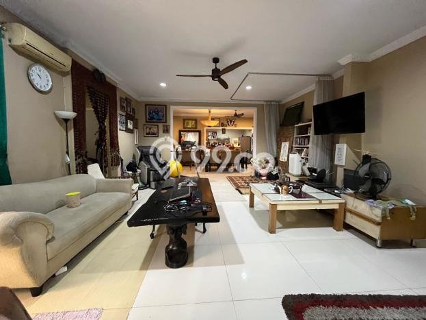 Rumah Elit LB 250m2 Siap Huni Desain Elegan di BSD City, Tangerang Rumah Elit LB 250m2 Siap Huni Desain Elegan di BSD City, Tangerang