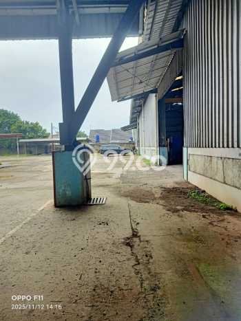 Lokasi Strategis! Dijual Gudang Bisnis di Curug, Tangerang Kondisi Baik Lokasi Strategis! Dijual Gudang Bisnis di Curug, Tangerang Kondisi Baik