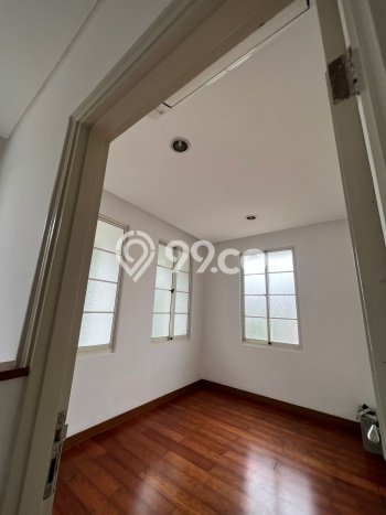 Jual Rumah Luas Elegan Dengan View Cantik di Pantai Indah Kapuk, Jakarta Utara Jual Rumah Luas Elegan Dengan View Cantik di Pantai Indah Kapuk, Jakarta Utara