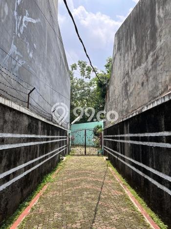 Hunian Elit LB 400m2 Siap Pakai Desain Elegan di Pejaten, Jakarta Selatan Hunian Elit LB 400m2 Siap Pakai Desain Elegan di Pejaten, Jakarta Selatan