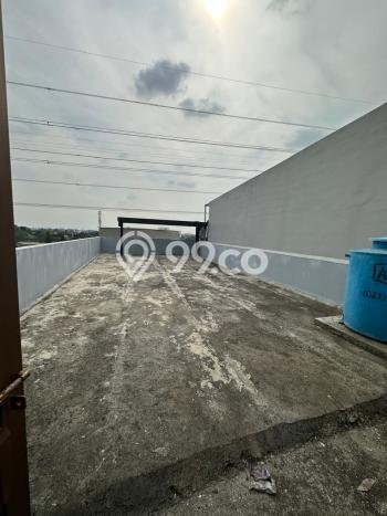 Unit Ruko Dijual di Jakarta Timur LT 99m2 & LB 372m2 Unit Ruko Dijual di Jakarta Timur LT 99m2 & LB 372m2