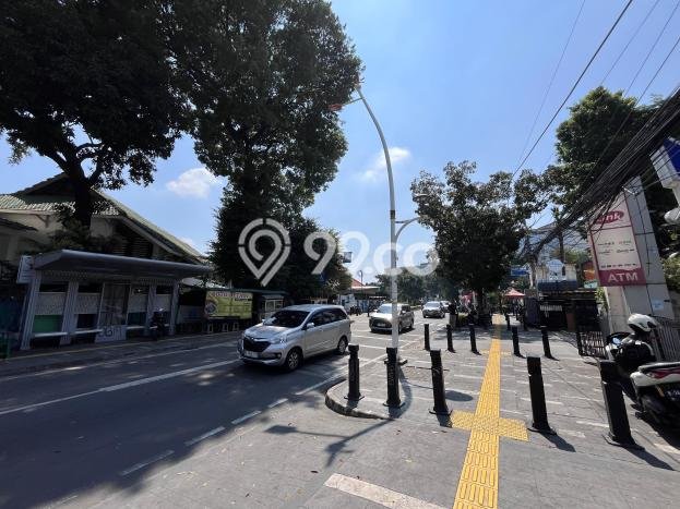 Dijual! Komersial di Cikini Jakarta Pusat LT 898m2 / LB 538m2 Kawasan Bisnis Dijual! Komersial di Cikini Jakarta Pusat LT 898m2 / LB 538m2 Kawasan Bisnis
