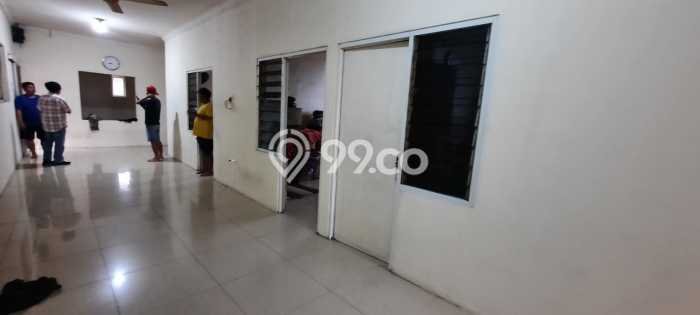 Komersial Dijual di Prime Area Jakarta Timur Luas 320m2 Komersial Dijual di Prime Area Jakarta Timur Luas 320m2