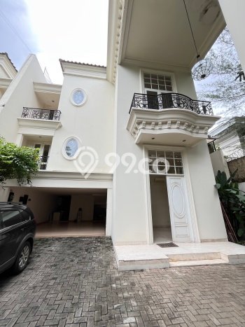 Hunian Minimalis Disewakan di Kemang Jakarta Selatan 6 KT & 7 KM Hunian Minimalis Disewakan di Kemang Jakarta Selatan 6 KT & 7 KM