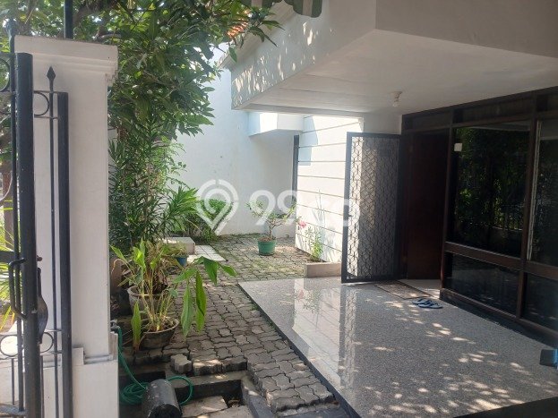 Rumah Minimalis 3 KT LT 150m2 di Manyar Rumah Minimalis 3 KT LT 150m2 di Manyar