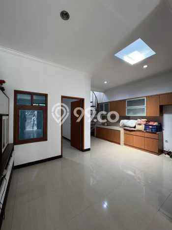 Disewakan Rumah Harga Terjangkau di Bandung Kota Bandung Punya 3 Kamar Tidur Disewakan Rumah Harga Terjangkau di Bandung Kota Bandung Punya 3 Kamar Tidur
