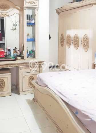 Hunian Mewah LB 210m2 Siap Pakai Desain Elegan di Wonorejo, Surabaya Hunian Mewah LB 210m2 Siap Pakai Desain Elegan di Wonorejo, Surabaya