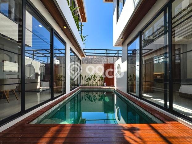 Jual Rumah Mewah Megah Dengan View Eksklusif di Pererenan, Badung Jual Rumah Mewah Megah Dengan View Eksklusif di Pererenan, Badung