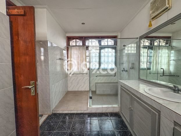 Rumah Elit Modern Siap Huni di Renon Denpasar Rumah Elit Modern Siap Huni di Renon Denpasar