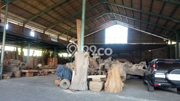 Ruko bagus disewakan di Kuta Badung dengan LB 2081m2 harga sewa terbaik Ruko bagus disewakan di Kuta Badung dengan LB 2081m2 harga sewa terbaik