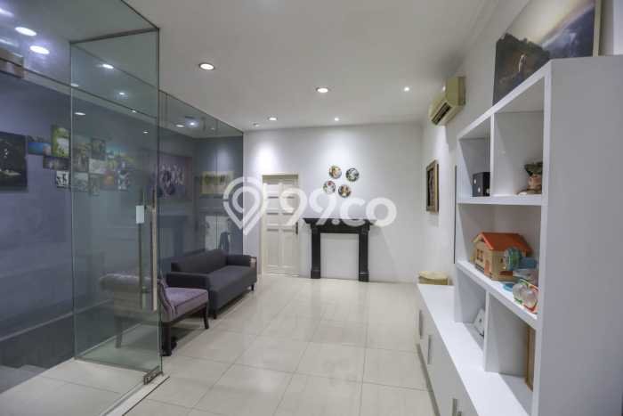 Ruko Dijual di Prime Area Jakarta Pusat Luas 216m2 Ruko Dijual di Prime Area Jakarta Pusat Luas 216m2