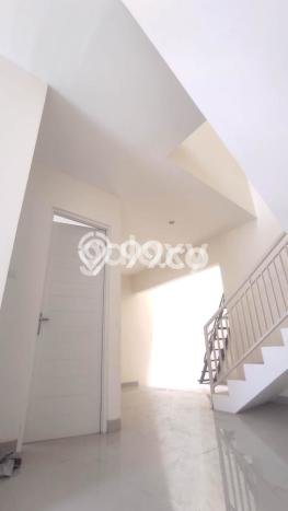 Rumah Modern Minimalis 3 Kamar Siap Huni di Mulyorejo Rumah Modern Minimalis 3 Kamar Siap Huni di Mulyorejo