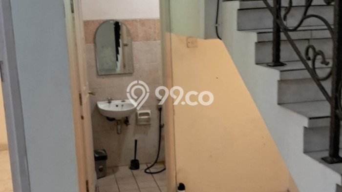 Disewakan Segera Rumah Kondisi Baik di Area Mulyorejo, Surabaya Disewakan Segera Rumah Kondisi Baik di Area Mulyorejo, Surabaya