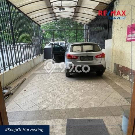 Unit Ruko Dijual di Jakarta Pusat LT 131m2 & LB 237m2 Unit Ruko Dijual di Jakarta Pusat LT 131m2 & LB 237m2