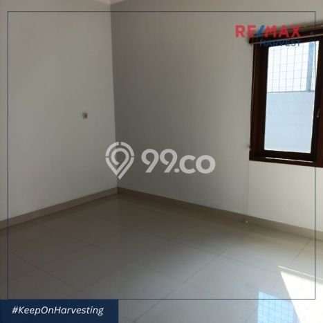 Siap Huni Rumah Mewah 3 Kamar di Kebon Jeruk Dekat ke Mana Saja Siap Huni Rumah Mewah 3 Kamar di Kebon Jeruk Dekat ke Mana Saja
