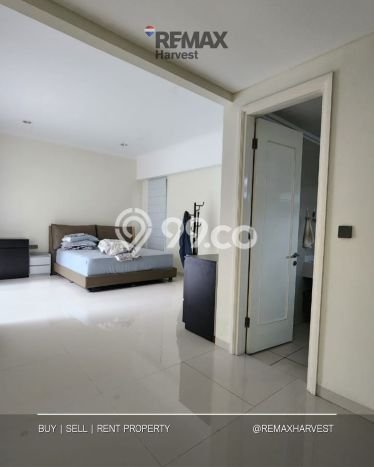 Rumah Mewah LB 327m2 Siap Pakai Desain Elegan di Alam Sutera, Tangerang Rumah Mewah LB 327m2 Siap Pakai Desain Elegan di Alam Sutera, Tangerang