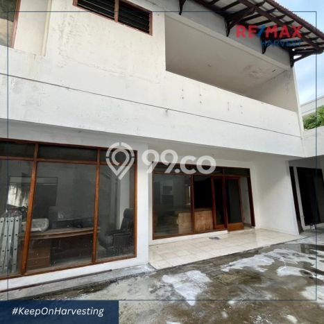 Hunian Mewah Siap Huni LT 500m2 di Kebayoran Baru, Jakarta Selatan Hunian Mewah Siap Huni LT 500m2 di Kebayoran Baru, Jakarta Selatan