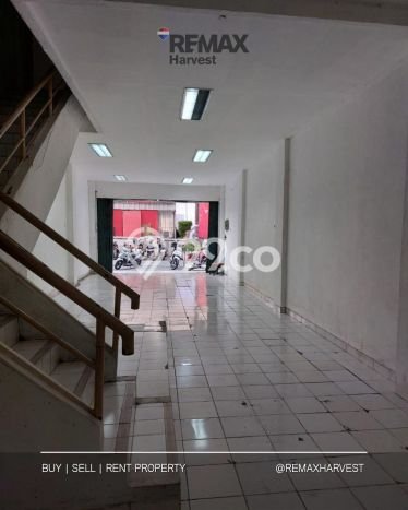 FOR RENT! Ruko di Roxy Cocok untuk Bisnis 220m2 FOR RENT! Ruko di Roxy Cocok untuk Bisnis 220m2