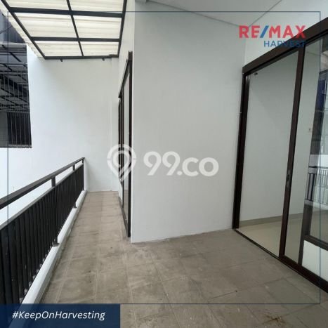 Rumah Mewah LB 300m2 Siap Huni Desain Elegan di Bandung Kota, Bandung Rumah Mewah LB 300m2 Siap Huni Desain Elegan di Bandung Kota, Bandung