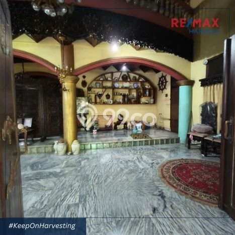 For Sale! Luxury House LT 504m2 Desain Elegan di Srengseng For Sale! Luxury House LT 504m2 Desain Elegan di Srengseng