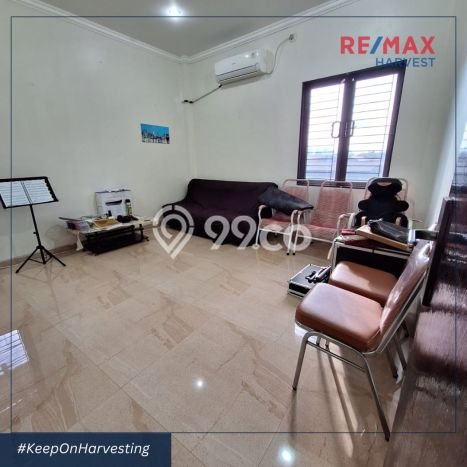 Dijual Rumah Luas Megah Dengan View Cantik di Duri Kepa, Jakarta Barat Dijual Rumah Luas Megah Dengan View Cantik di Duri Kepa, Jakarta Barat