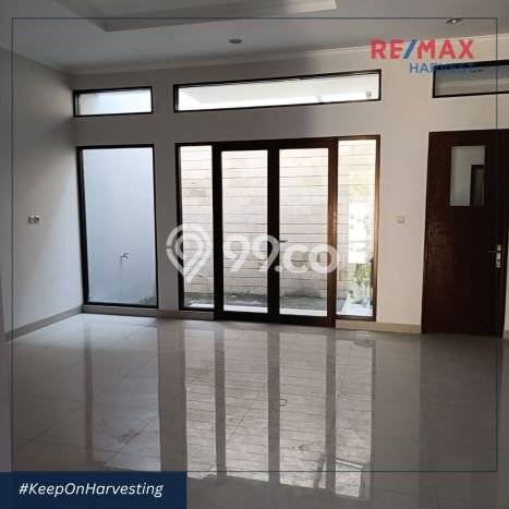 Siap Huni Rumah Mewah 3 Kamar di Kebon Jeruk Dekat ke Mana Saja Siap Huni Rumah Mewah 3 Kamar di Kebon Jeruk Dekat ke Mana Saja