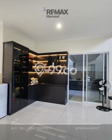 Rumah Mewah LB 327m2 Siap Pakai Desain Elegan di Alam Sutera, Tangerang Rumah Mewah LB 327m2 Siap Pakai Desain Elegan di Alam Sutera, Tangerang