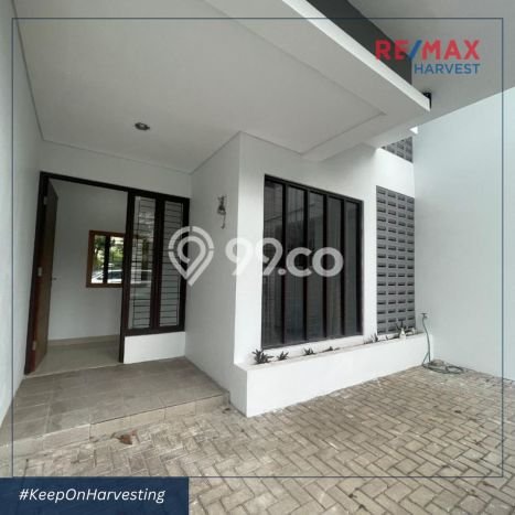 Rumah Mewah LB 300m2 Siap Huni Desain Elegan di Bandung Kota, Bandung Rumah Mewah LB 300m2 Siap Huni Desain Elegan di Bandung Kota, Bandung