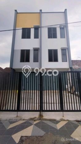 Lokasi Strategis! Dijual Ruko Bisnis di Tambaksari, Surabaya Kondisi Bagus Lokasi Strategis! Dijual Ruko Bisnis di Tambaksari, Surabaya Kondisi Bagus
