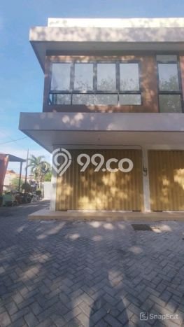 Ruko Dijual di Surabaya LT 160m2 & LB 96m2 Lokasi Terbaik! Ruko Dijual di Surabaya LT 160m2 & LB 96m2 Lokasi Terbaik!