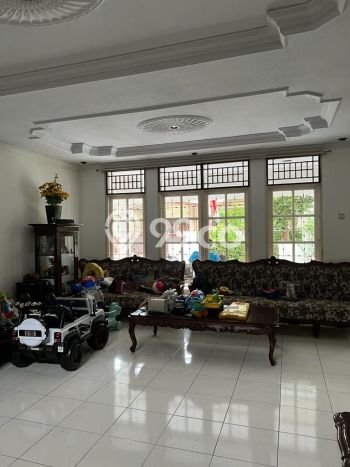 Rumah Elit Modern Siap Huni di Sektor 7-Bintaro Tangerang Selatan Rumah Elit Modern Siap Huni di Sektor 7-Bintaro Tangerang Selatan