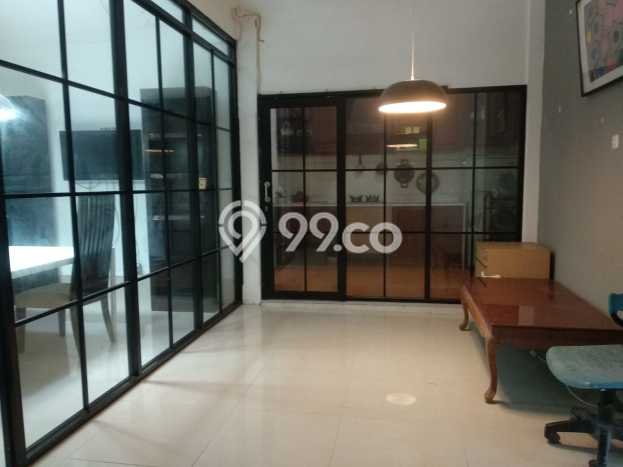 Rumah Luxury Modern Tanpa Renovasi di Bintaro Tangerang Selatan Rumah Luxury Modern Tanpa Renovasi di Bintaro Tangerang Selatan