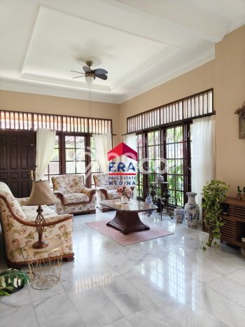 Rumah Luxury Modern Siap Huni di Kelapa Dua Jakarta Barat Rumah Luxury Modern Siap Huni di Kelapa Dua Jakarta Barat