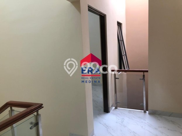 Dijual Hunian Rumah Terawat 5 KT di Bintaro, Tangerang Selatan Dijual Hunian Rumah Terawat 5 KT di Bintaro, Tangerang Selatan