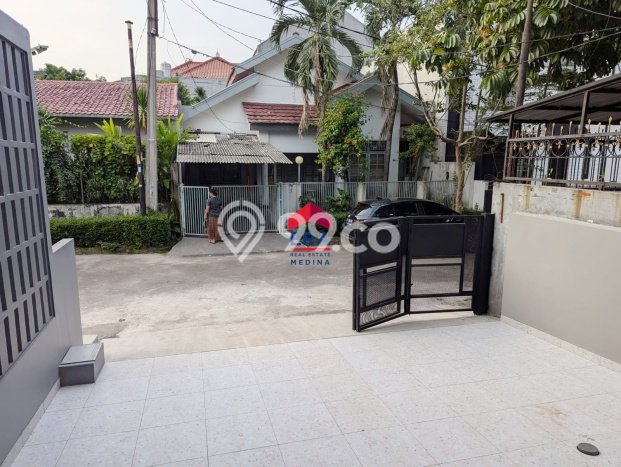 Rumah Elit LB 163m2 Siap Huni Desain Elegan di Bintaro, Tangerang Selatan Rumah Elit LB 163m2 Siap Huni Desain Elegan di Bintaro, Tangerang Selatan