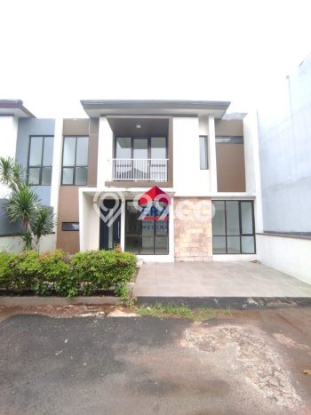 Rumah Mewah LB 200m2 Siap Pakai Desain Elegan di Bintaro, Tangerang Selatan Rumah Mewah LB 200m2 Siap Pakai Desain Elegan di Bintaro, Tangerang Selatan