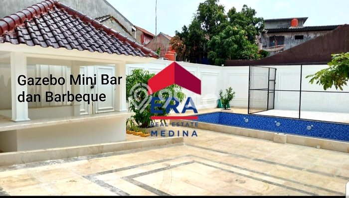 Rumah Luxury Modern Tanpa Renovasi di Ciganjur Jakarta Selatan Rumah Luxury Modern Tanpa Renovasi di Ciganjur Jakarta Selatan