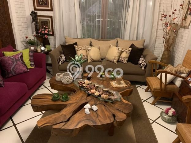Hunian Mewah LB 520m2 Siap Huni Desain Elegan di Bintaro, Tangerang Selatan Hunian Mewah LB 520m2 Siap Huni Desain Elegan di Bintaro, Tangerang Selatan