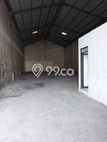Area Strategis! Disewakan Gudang Lokasi Asemrowo, Surabaya Cocok untuk Bisnis Area Strategis! Disewakan Gudang Lokasi Asemrowo, Surabaya Cocok untuk Bisnis