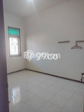 Jual Rumah Eksklusif 4 KT di Gresik Kota, Gresik Jual Rumah Eksklusif 4 KT di Gresik Kota, Gresik