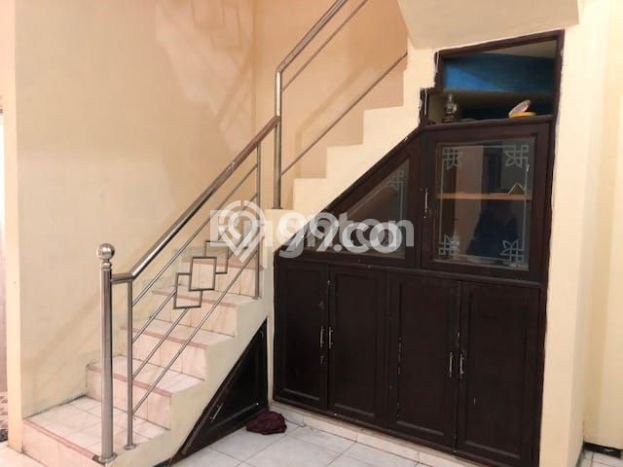 Jual Rumah Eksklusif 4 KT di Gresik Kota, Gresik Jual Rumah Eksklusif 4 KT di Gresik Kota, Gresik