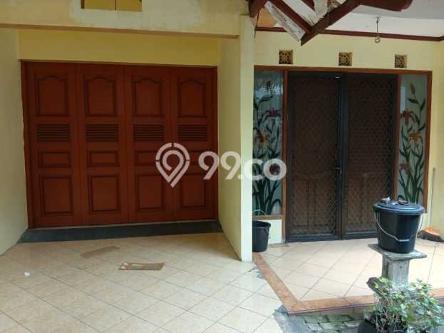 Rumah Luas Asri 4 KT Siap Pakai di Unimas Garden Waru Sidoarjo Rumah Luas Asri 4 KT Siap Pakai di Unimas Garden Waru Sidoarjo