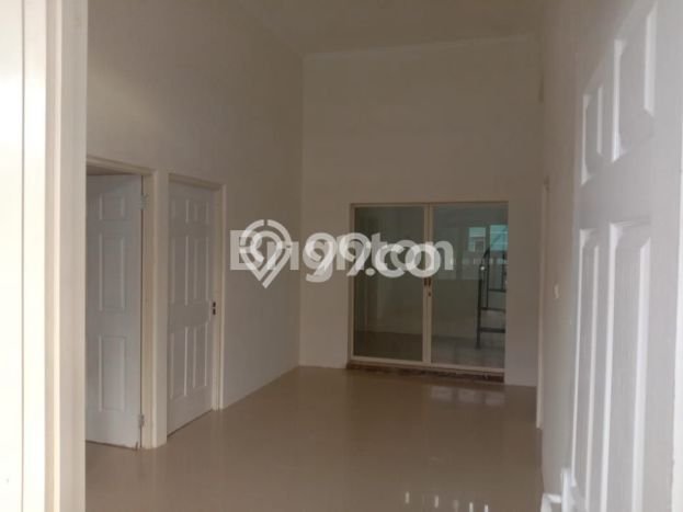 Jual Rumah Eksklusif 4 KT di Pondok Tjandra, Sidoarjo Jual Rumah Eksklusif 4 KT di Pondok Tjandra, Sidoarjo
