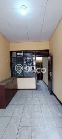 Rumah Modern 5 KT LT 84m2 di Rawamangun Rumah Modern 5 KT LT 84m2 di Rawamangun