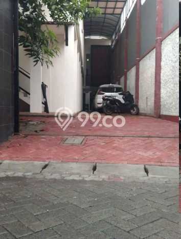 Dijual Segera Kost 15 Kamar, 16 Kamar Mandi di Wonokromo, Surabaya, Luas 448m2 Dijual Segera Kost 15 Kamar, 16 Kamar Mandi di Wonokromo, Surabaya, Luas 448m2