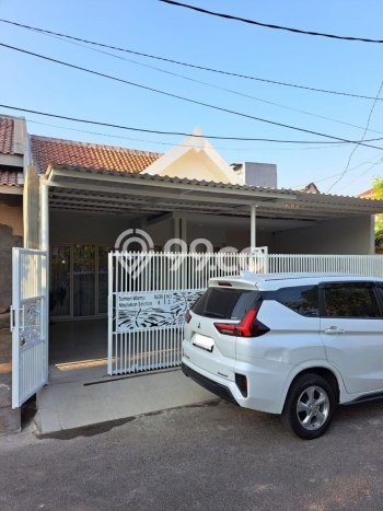 Dijual Cepat Rumah Favorit Siap Huni LB 155m2 di Rungkut, Surabaya Dijual Cepat Rumah Favorit Siap Huni LB 155m2 di Rungkut, Surabaya