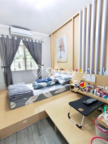 Ready to Use! Luxury House LT 268m2 Desain Elegan di Puri Indah Ready to Use! Luxury House LT 268m2 Desain Elegan di Puri Indah