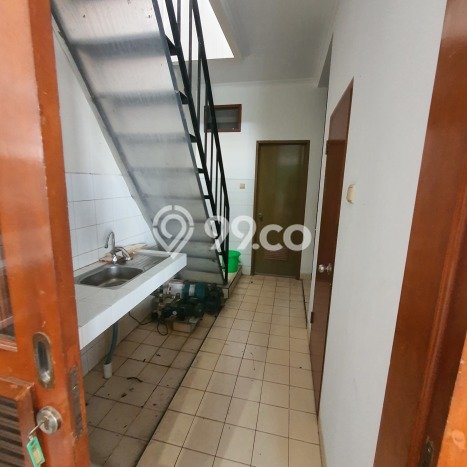 Sewa Rumah Murah di Kemang Jakarta Selatan dengan 3 Kamar Tidur Sewa Rumah Murah di Kemang Jakarta Selatan dengan 3 Kamar Tidur