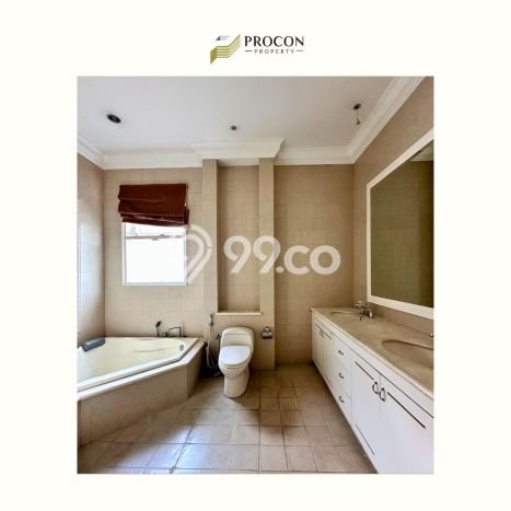 For Sale! Premium House LT 1090m2 Desain Modern di Senopati For Sale! Premium House LT 1090m2 Desain Modern di Senopati